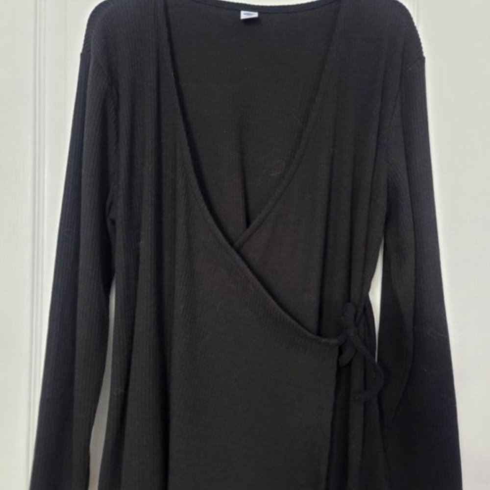Old Navy wrap shirt